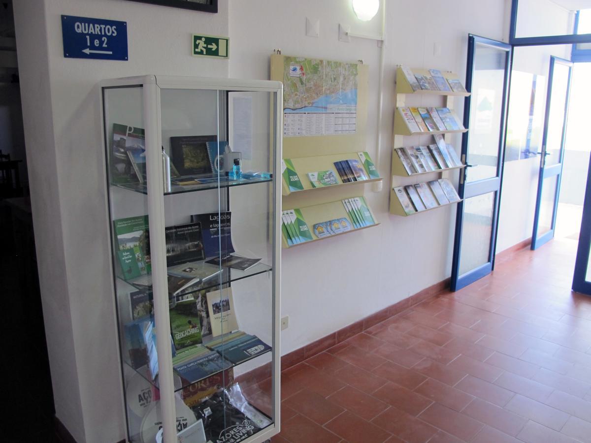 Azores Youth Hostels - Sao Miguel 蓬塔德尔加达 外观 照片