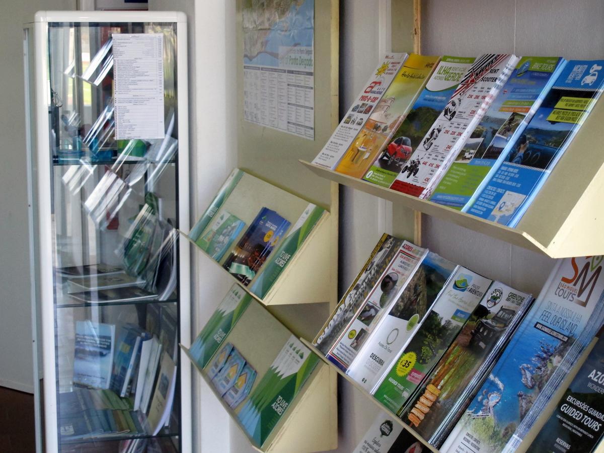 Azores Youth Hostels - Sao Miguel 蓬塔德尔加达 外观 照片